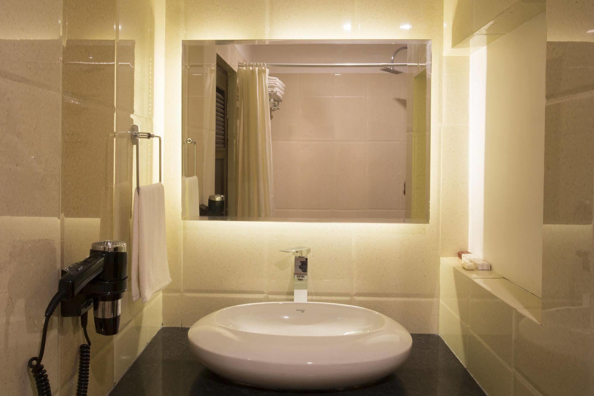 Hotel Harmika Katmandu Zewnętrze zdjęcie